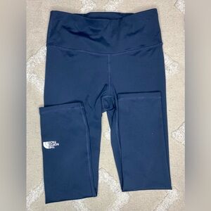 THE NORTH FACE - Crop Leggings Summit Navy NWT